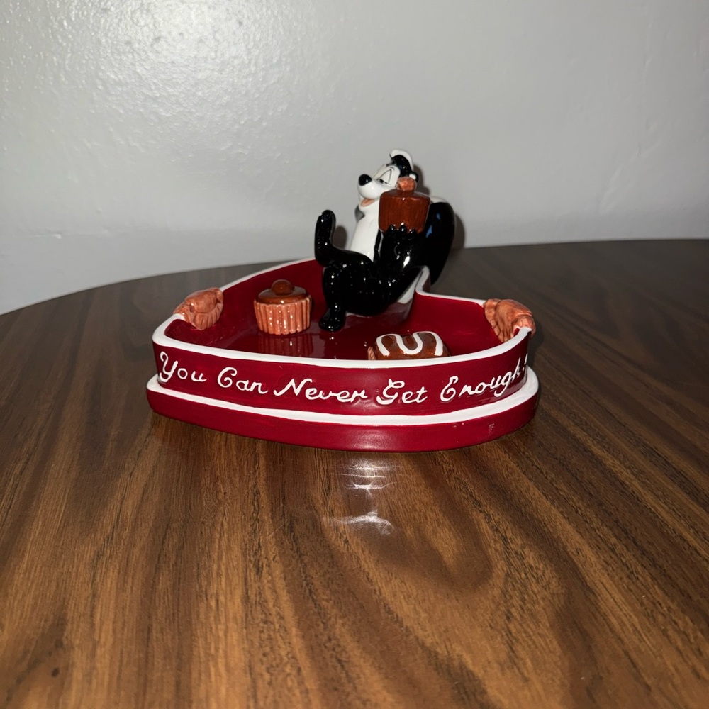 Vintage Pepe Le Pew candy dish- 1998 - Picture 3 of 5
